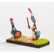 Cuachic in War-suit: Standard Bearer pas cher