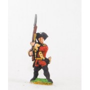 Seven Years War British: Musketeer, 'present arms' pose pas cher