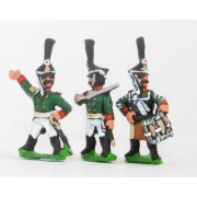 Russian 1813-15: Command: Grenadier Officer, Standard Bearer & Drummer pas cher