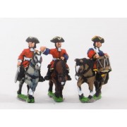European Armies: Command: Dragoon Officer, Standard Bearer & Drummer in Tricorne pas cher
